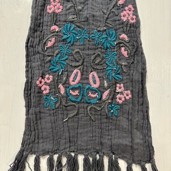 Boho Embroidered Scarf Wrap Gray Cotton Floral Tassel Fringe Festival Bohemian - Picture 4 of 7